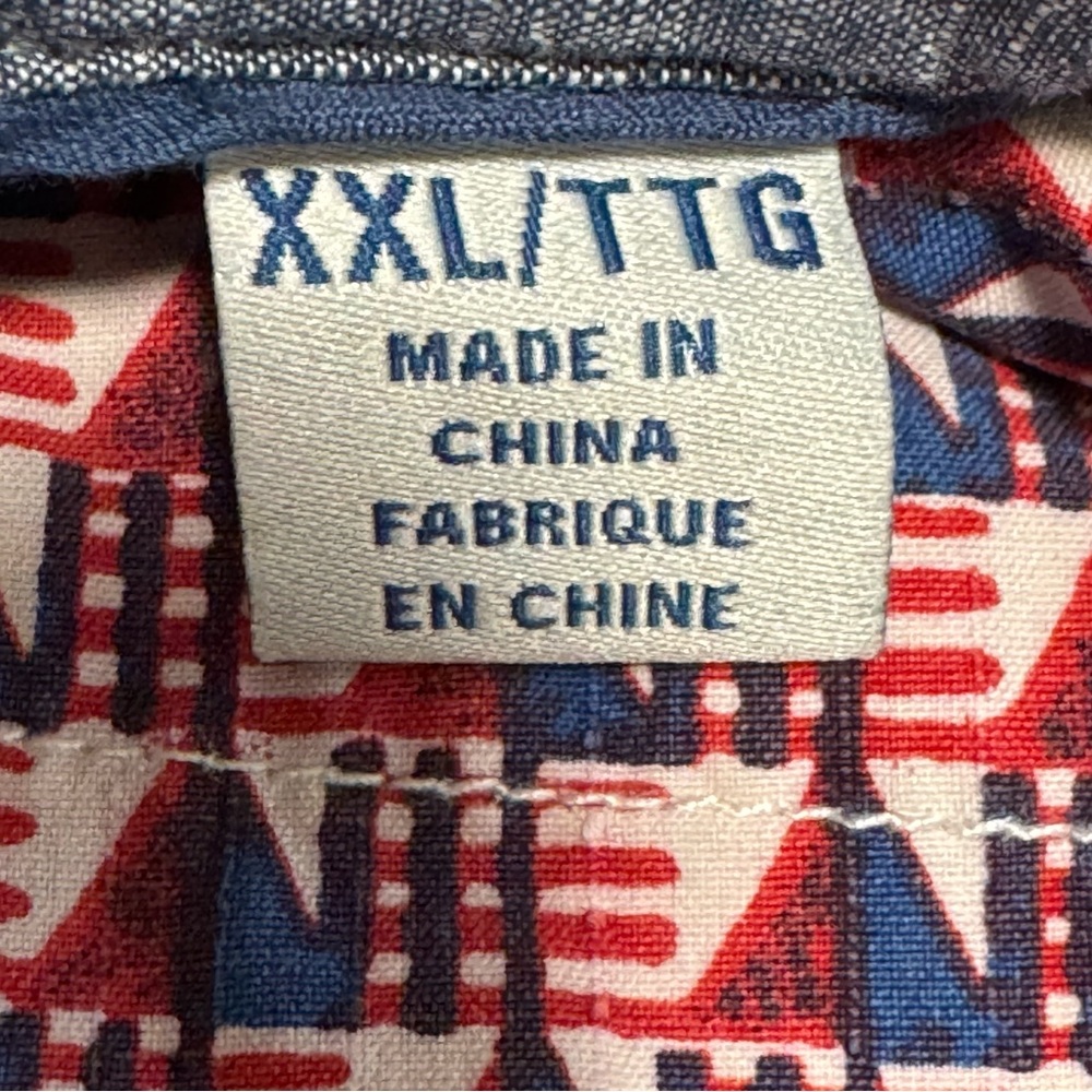 Tommy Bahama Textured Silk Flag Button Up Shirt XXL Red White Blue Casual Beach - Picture 7 of 11
